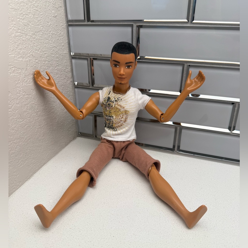 Vintage 2003 My Scene Barbie Doll Sutton Male Goatee - Picture 14 of 16
